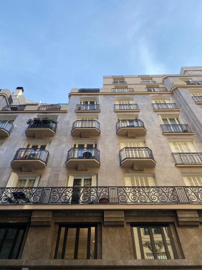 Superb Flat With Terrasse & 24-7 Security In The Heart Of Paris! Appartement *