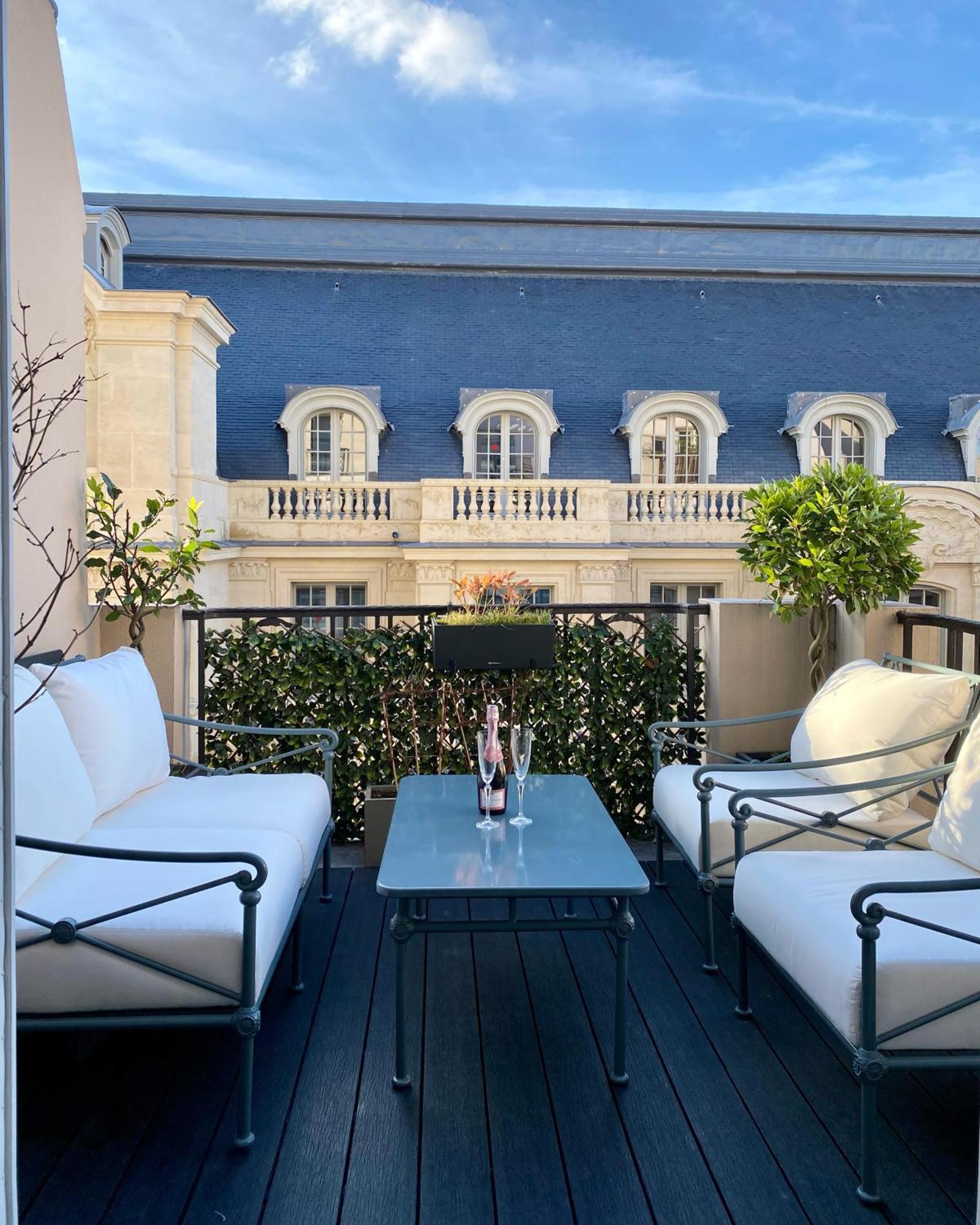 Superb Flat With Terrasse & 24-7 Security In The Heart Of Paris! Appartement